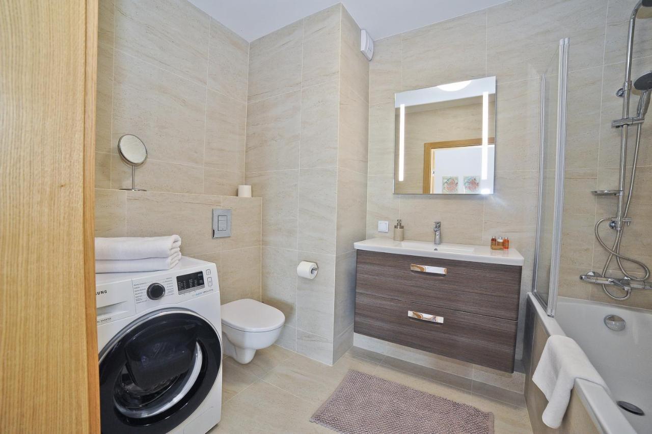 Grand Apartments - Three Bedrooms With Panorama Of The Old Town Gdansk Exterior photo